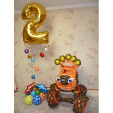 Оформлення кульками Спалах та Чудо-Машинки